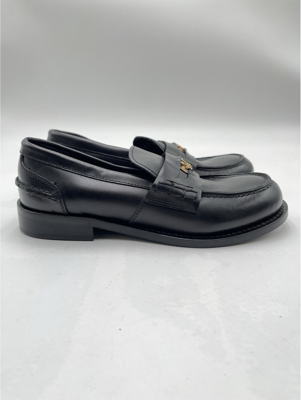 Women’s Roberto Cavalli black leather penny loafers Size 36